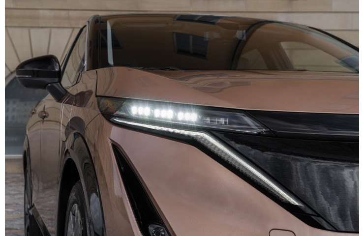 Nissan Ariya 2WD Top