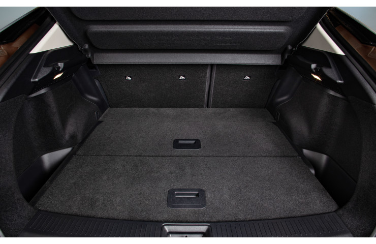 Nissan Ariya 2WD Top