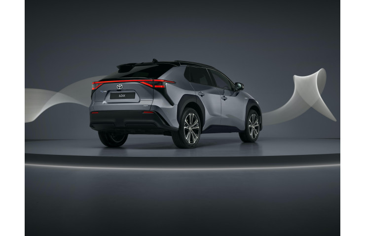 TOYOTA BZ4X TOP 66,7 kWh 2WD 