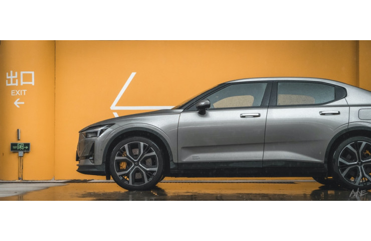 Polestar 2 Launch Edition Perfomance 