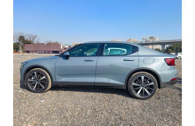 Polestar 2 Launch Edition 