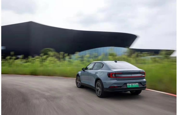 Polestar 2 Launch Edition 